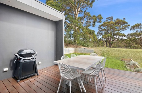 Anglesea House | Anglesea Golf Club I Stay & Play! 18 Holes + Cart