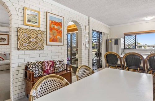 Mooloolaba Apartment | Anjuna, 2 bedroom apartment on canal