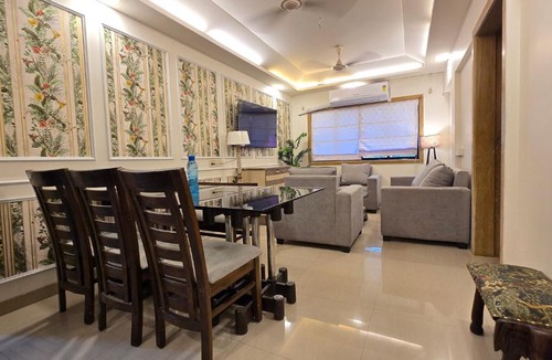 Santacruz West Apartment | Annapura Floral- 4 Bedroom Apartment