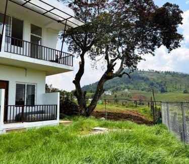 Coonoor House | Apna Ghar - A Homestay Beyond Brick Walls
