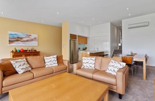 Apollo Bay Apartment | Apollo Blue 14