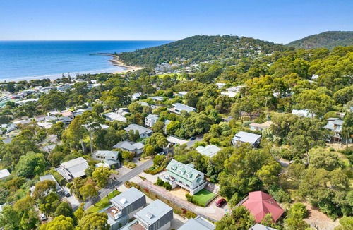 Lorne House | Argo