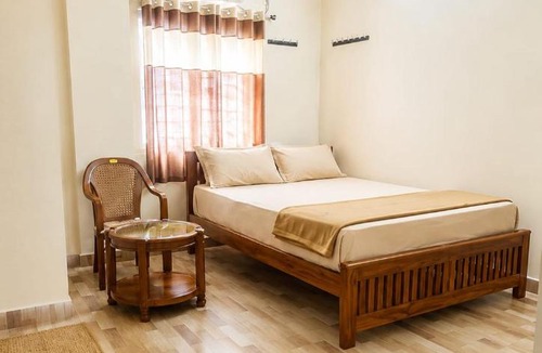Tiruvannamalai Hotel | ArunaRamana Hillviews AC Homes And Rooms