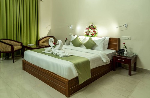 Perumbavoor Hotel | Arya International
