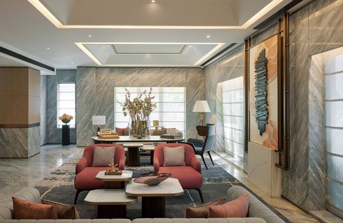 Churchgate Hotel | Astoria Hotel