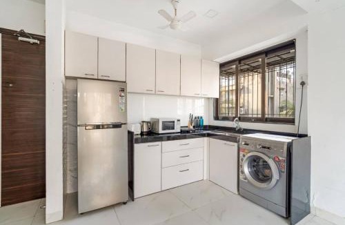Khar Apartment | Athena Elegant 2BHK in Khar Gated Connected