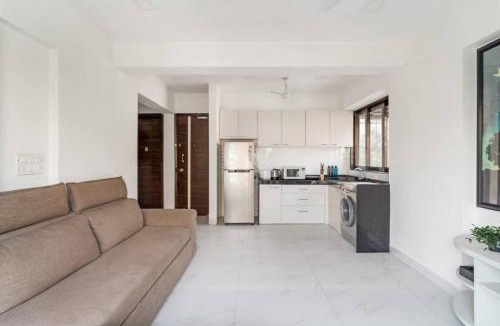 Khar Apartment | Athena Elegant 2BHK in Khar Gated Connected