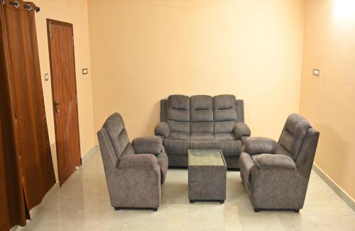 Kottakuppam Hotel | Auro Green Villa
