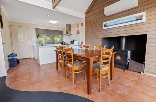 Forge Creek House | Avon - Waterfront Retreat: Secluded lodges perfect for nature lovers