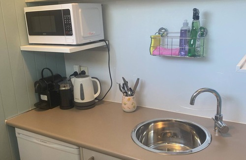 Trafalgar Apartment | Away from the city stress to your Gippsland retreat