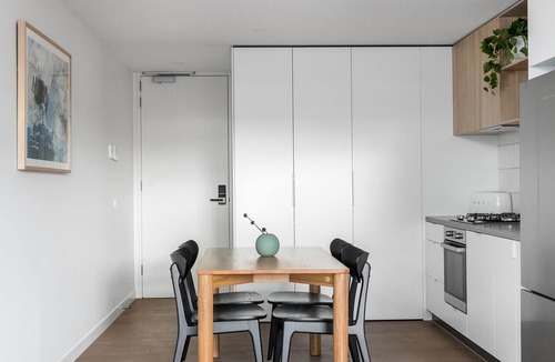 Glen Iris Apartment | Axel Apartments G01 The Grove
