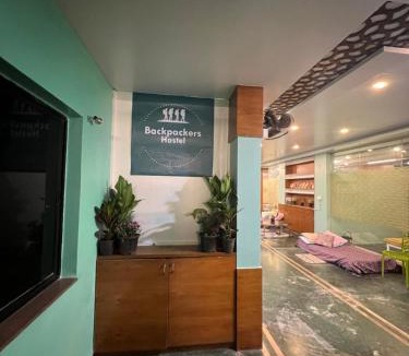 Pune Hostel | Backpackers hostel