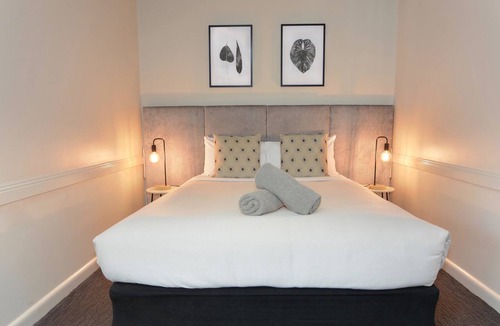Bendigo Hotel | Barclay On View