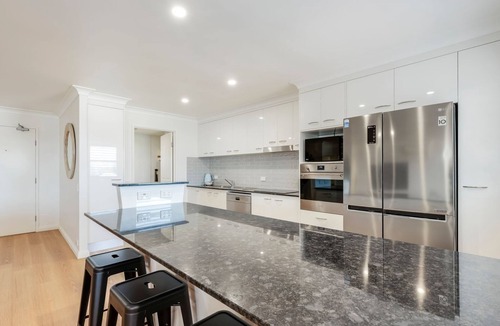 Bargara Apartment | Bargara Coastal Escape – Modern 3 Bedroom Penthouse with Sea Views