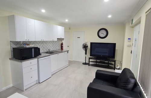 St. Georges Basin Apartment | Basin Breeze Retreat