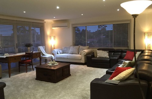 Cooranbong Bed & Breakfast | Bed and Breakfast