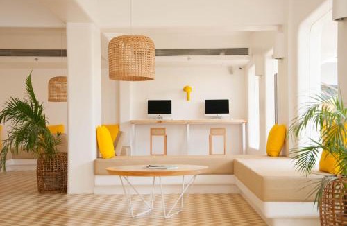 Calangute Hotel | BloomSuites l Calangute