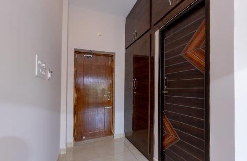 Kuilapalayam Hotel | Blue Mount