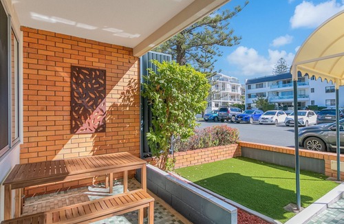 Tugun Apartment | Blue Pacific 2 - Beachside Tugun Unit - Linen Provided - Min. 3 Nights!