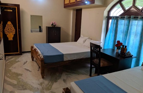 Kalapettai Hotel | Bluemoon Bungalow
