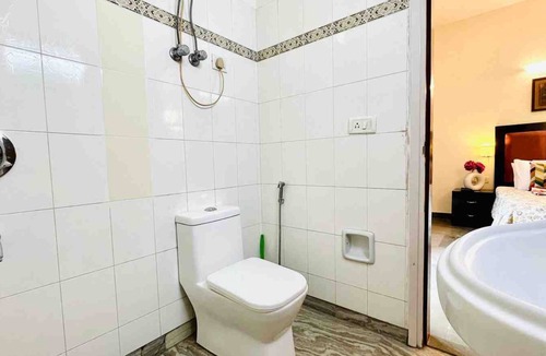 Greater Kailash Apartment | BluO 2BHK Panchsheel Enclave -Balcony, Parking