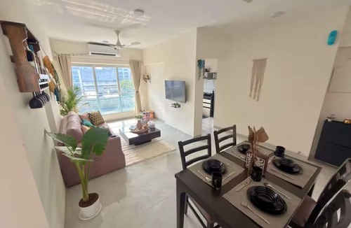 Kalina Apartment | Blush Boulevard 2BHK near BKC/Jio/Gym Access