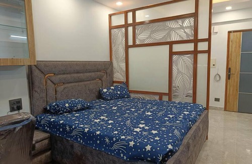 New Delhi Apartment | BnBBuddy Executive Studio Apt in West Delhi 720
