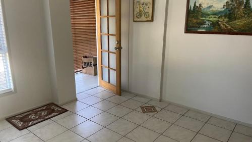 Daisy Hill Apartment | BNE24M1