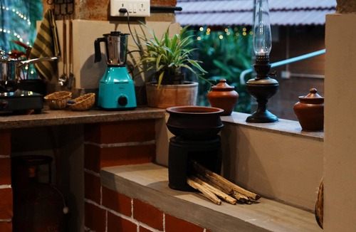 Mangalore Cottage | Boutique Eco Farmstay· Pet Friendly · Open Air Kitchen · Near Mangalore Airport