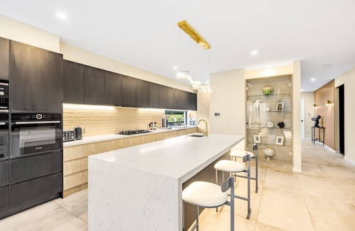 Rochedale House | Brand New 5BR Luxe Mansion w/Pool&Media Near Shop