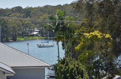Brightwaters House | Breezy Bayside Haven at Brightwaters