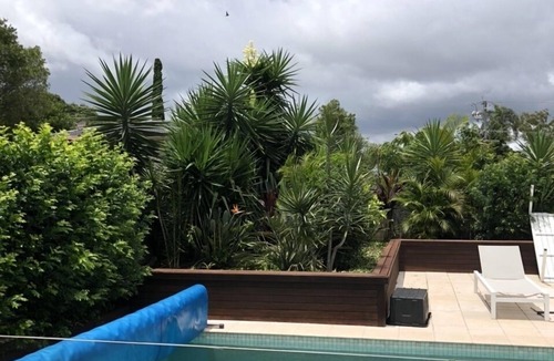 Rochedale South House | Brisbane Palm Springs - FAST WIFI - Resort style pool - Pet Friendly