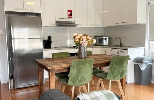 Bronte Apartment | Bronte beach 2BD apartment in Sydney's Best Suburb