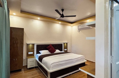 Arki Hotel | Brothers Hotel & Restaurant
