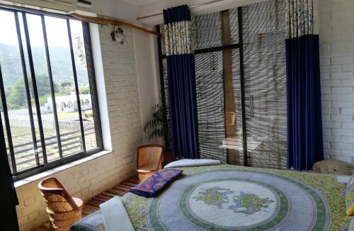 Pushkar Hotel | Café The Wall
