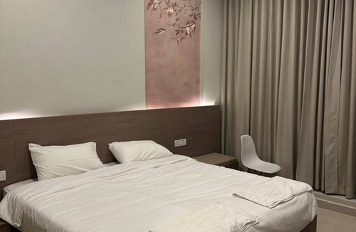 Injambakkam Hotel | Calicut Restaurant & Rooms