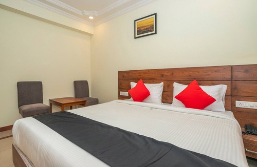 Sheshadripuram Hotel | Capital O 13184 Savi International