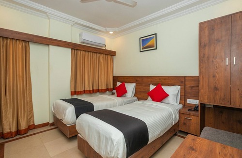 Sheshadripuram Hotel | Capital O 13184 Savi International