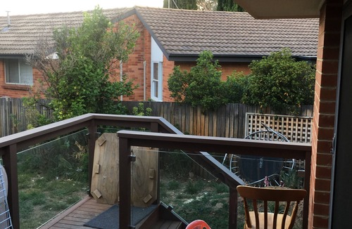 Curtin Villa | Centrally located flat