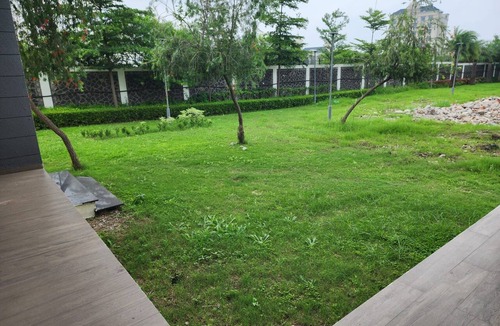 Indore House | Charming 2-bedroom country house villa in lovely Indore with AC