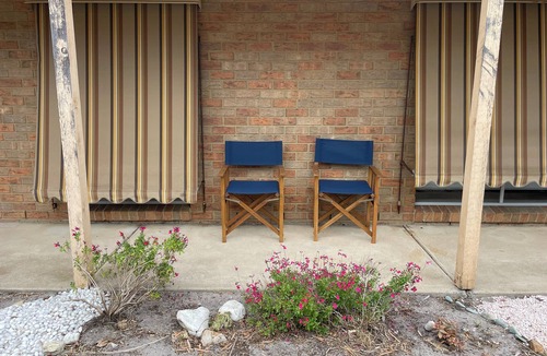 Bonbeach Villa | Chelsea Beach Classic nn(250ms walk to the beach, shops and transport)