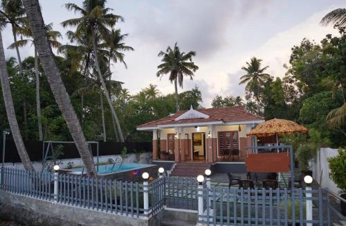 North Paravur Villa | CHERAI RIVER VIEW POOL VILLA