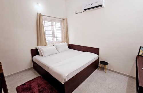 Kovilambakkam Apartment | Chippy Service Apartments No11 RadialRoad