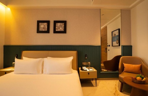 Dwarka Hotel | Clarks Inn Suites, Dwarka