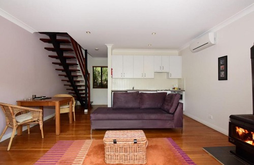 Kangaroo Valley House | Cloudsong Chalet 2 Close to the village centre