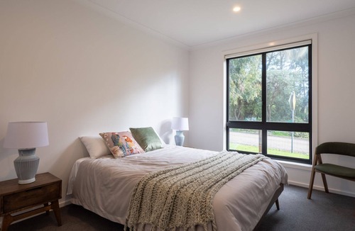 Walkerville House | Coastal Bush Retreat - Stunning woodland retreat