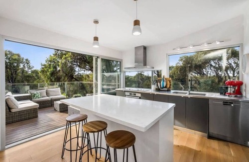 Fairhaven House | Coastal Tree Top Views