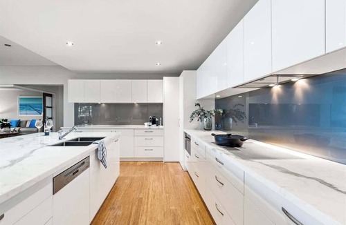 Yallingup Siding House | Cohala—Luxe Hillside Retreat with Theatre & Garden