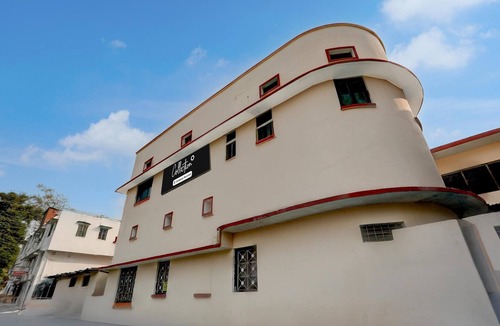 Civil Lines House | Collection O Civil Lines Prayagraj