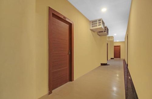Rajarhat Hotel | Collection O Hotel Aqua Villa Near Netaji Subhash Chandra Bose International Airport